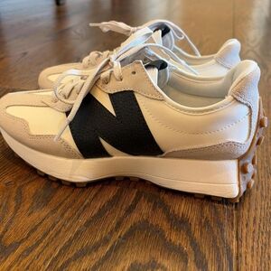 New Balance 327 Sneakers in White and Cream